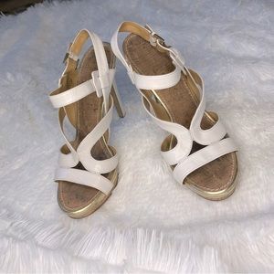 Nine West size 7.5 white opened toe high heel sandals